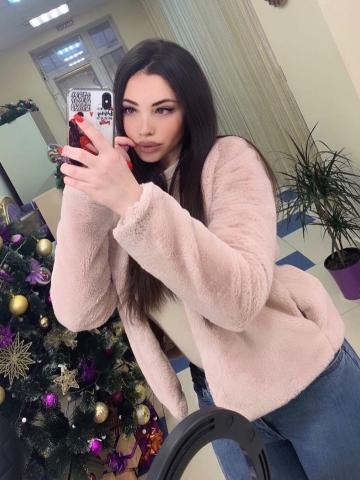 Проститутка Медея